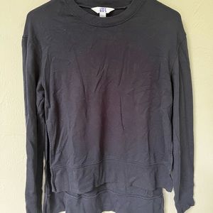 Joy Lab black sweatshirt